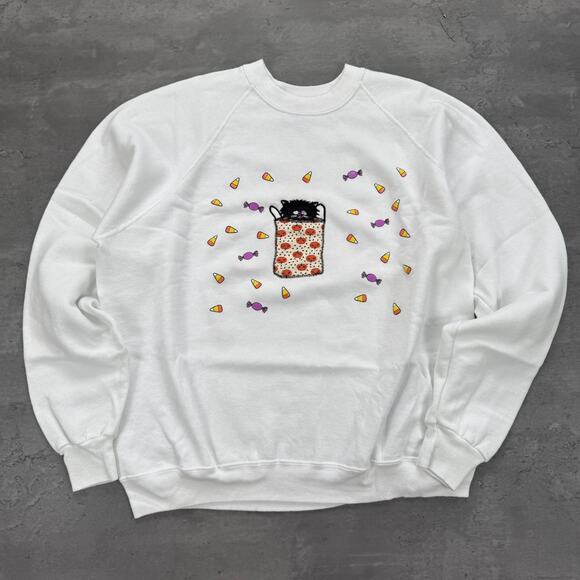 Vintage Halloween Black Cat Candy Corn Lee Sweatshirt - Picture 1 of 6